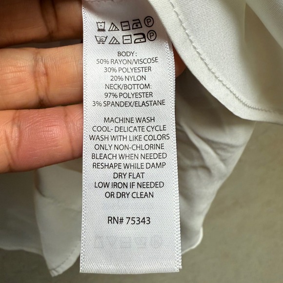 Jones New York M Women Mustard Yellow Plaid V Neck Preppy Office Layered Sweater - Picture 3 of 8